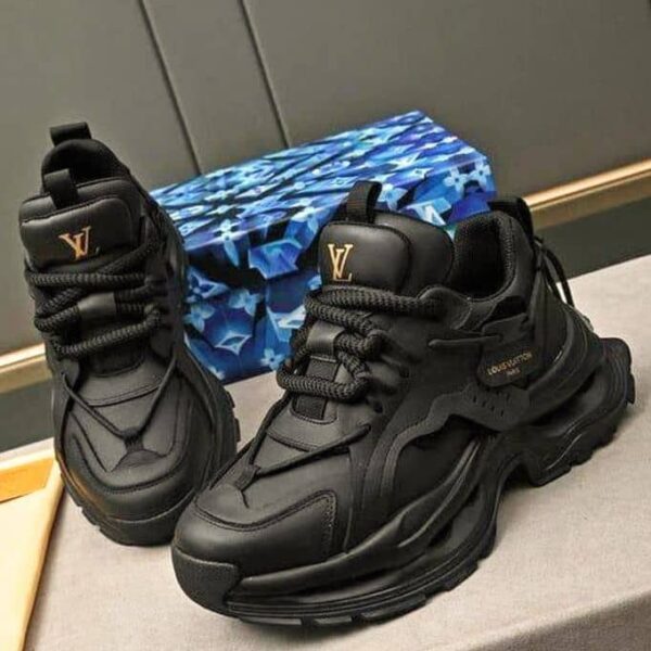 Black Streetwear Stride