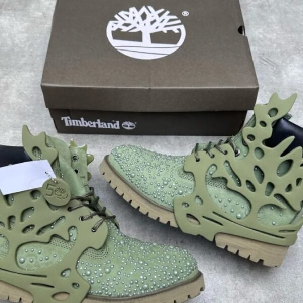 Leafstone Stud Boots