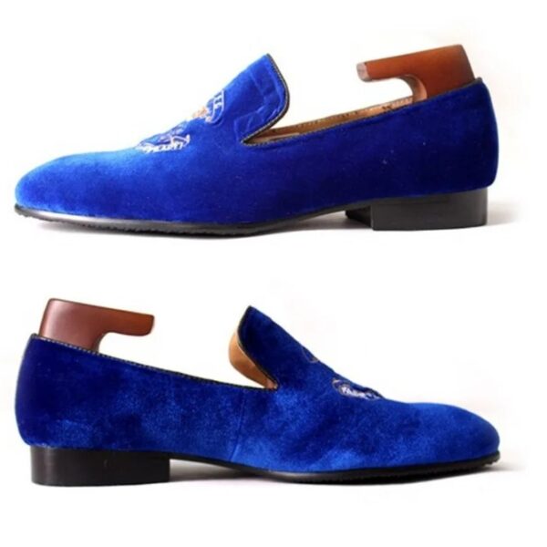 Noble Monarch Blue Velvet