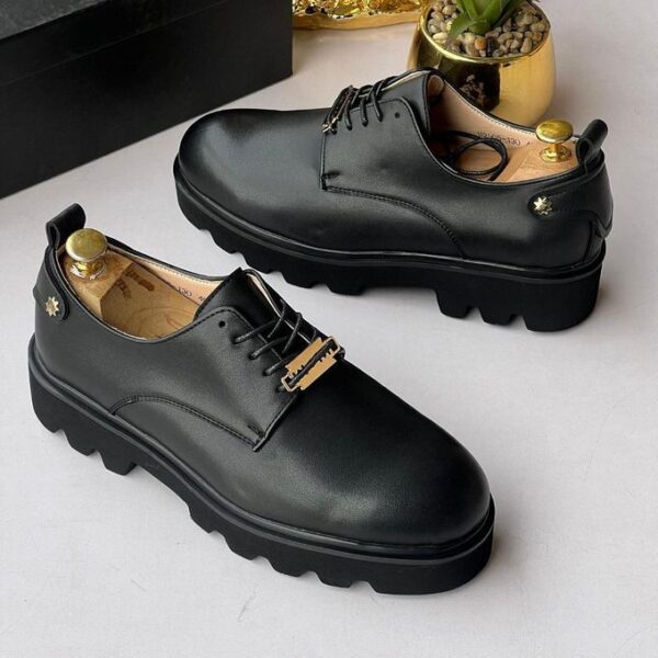 Titan Ridge Oxfords