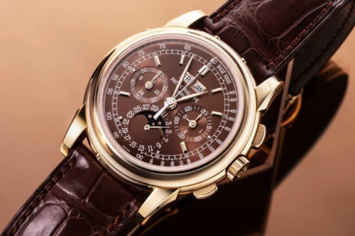 Patek Philip Golden WRIST-WATCH